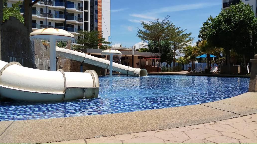 Nra @ Sg Resort Residences Kuantan Kültér fotó